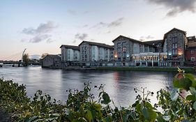 Ballina Manor Hotel 4*